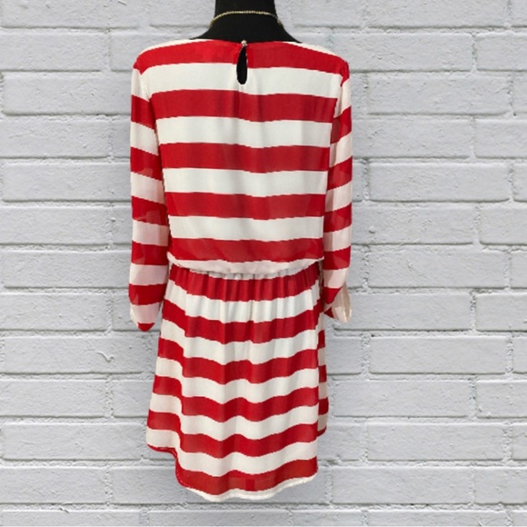 Beautiful Charming Charlie's Red & White Sheer Dress with a built in slip 🤍 - Picture 3 of 3